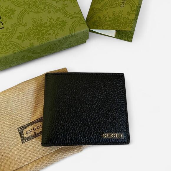 Gucci bi-fold wallet with Gucci logo - Picture 1 of 5